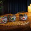 3x theelichthouder multi color van dorsetto 9 cm op onderzetter